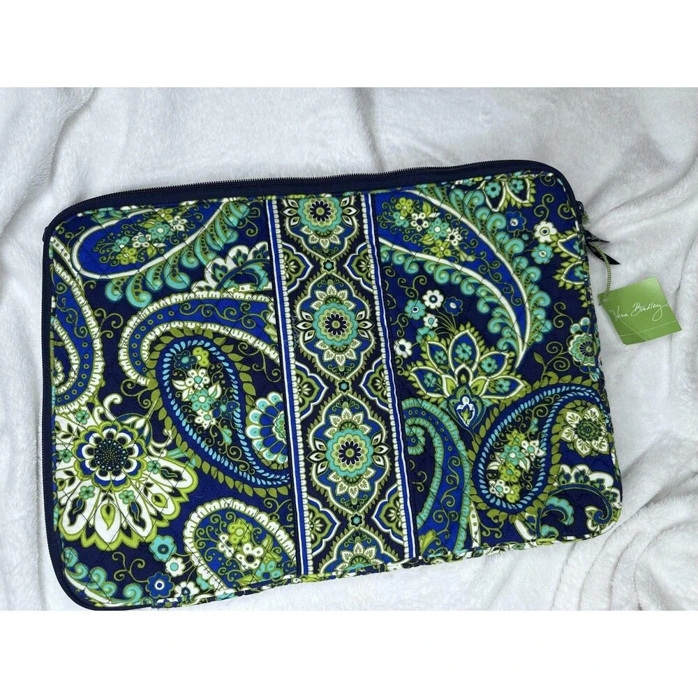 NEW Vera Bradley 17